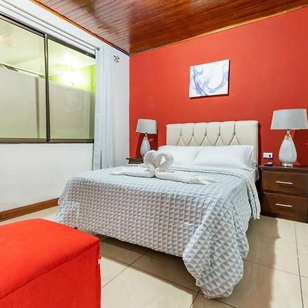 Private Bedroom 10 Minutes From The Sjo Airport Alajuela Eksteriør billede
